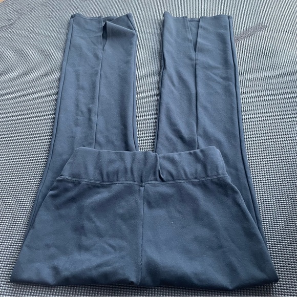 Abercrombie & Fitch Ponte Front Split Hem Flare Pants in Black - Picture 7 of 7